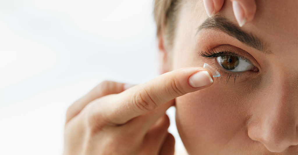 the-pros-and-cons-of-disposable-daily-contact-lenses